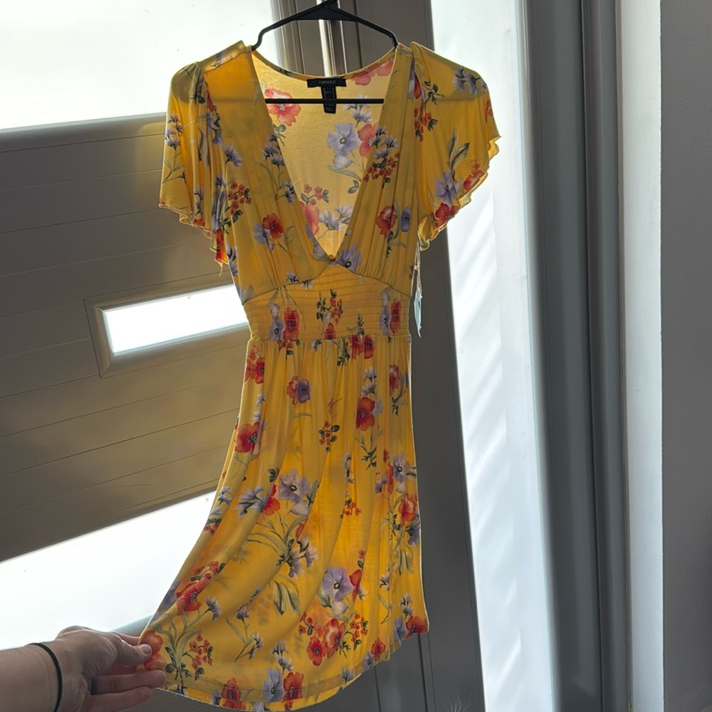 NWT cute floral summer dress forever 21